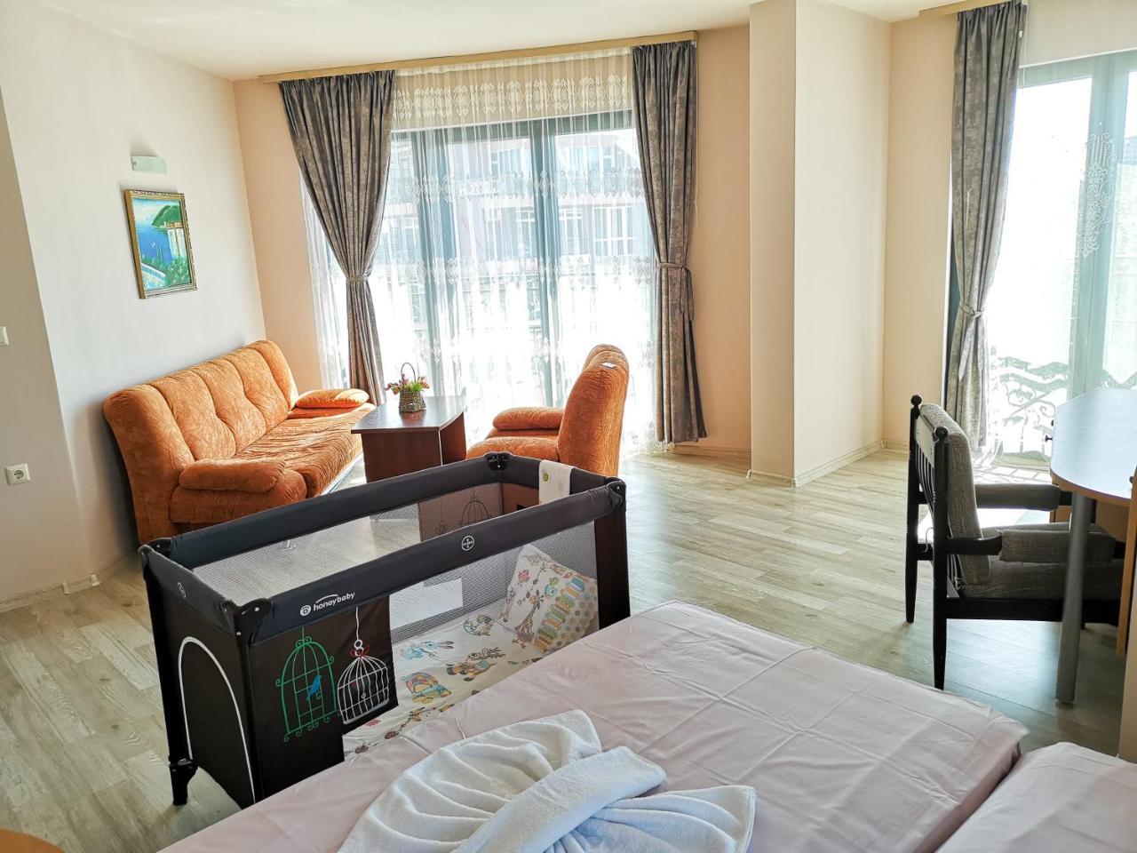 Hotel Empera H-l 3*