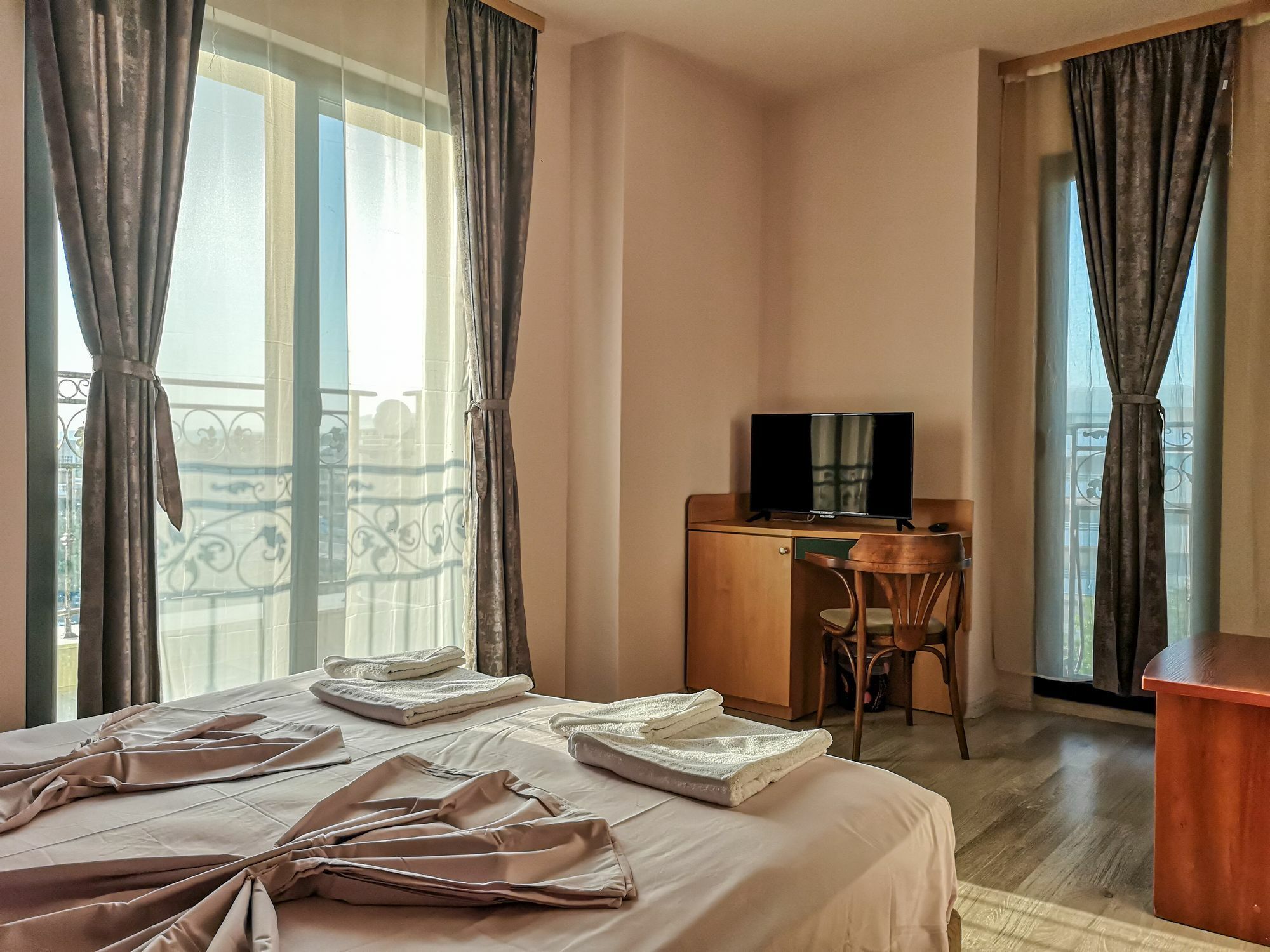 Empera H-l 3* Sunny Beach